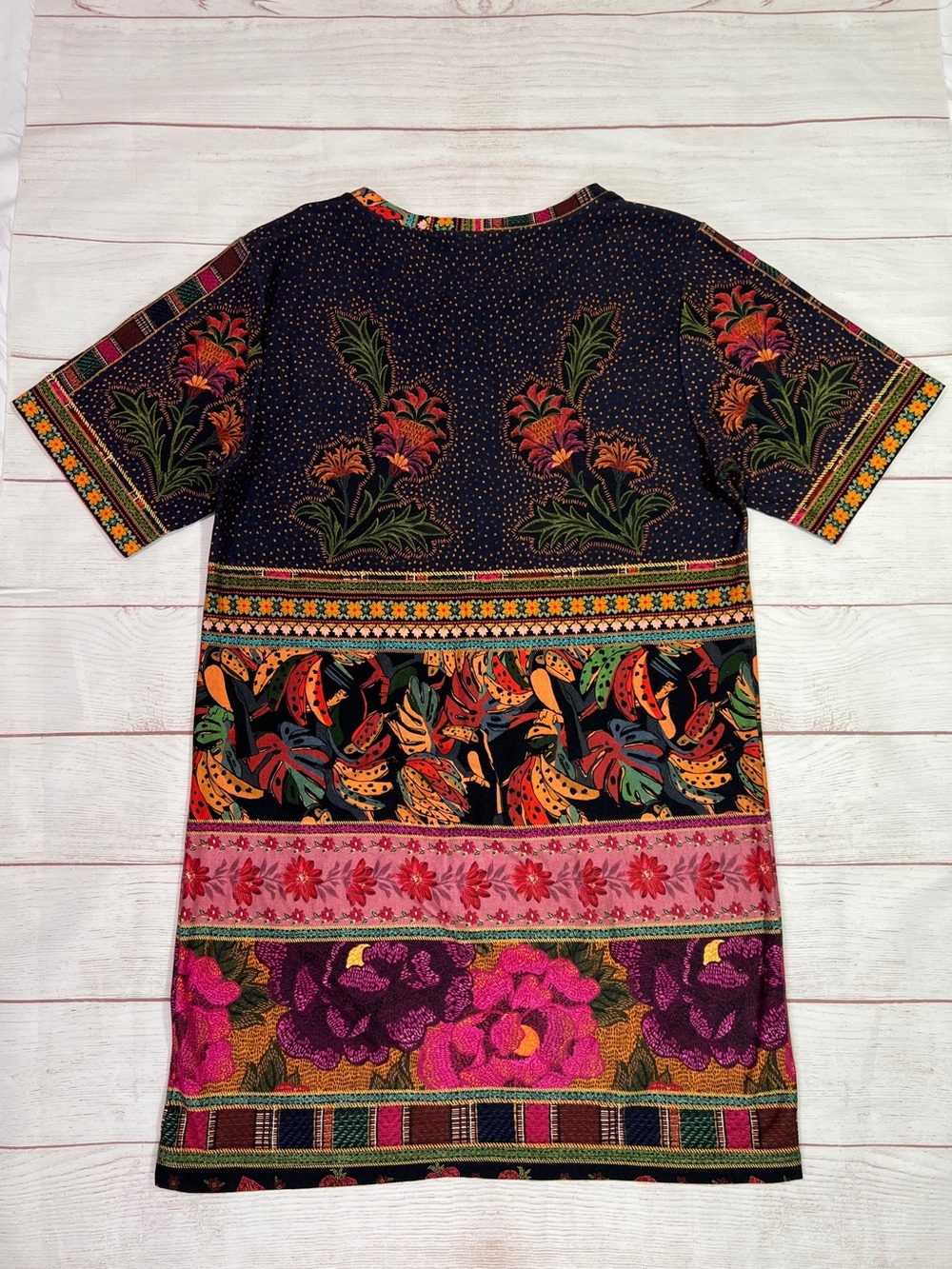FARM Brasil Printed T-Shirt Dress - M - FARM Rio deep pink blue tropical parrot - Picture 2 of 11